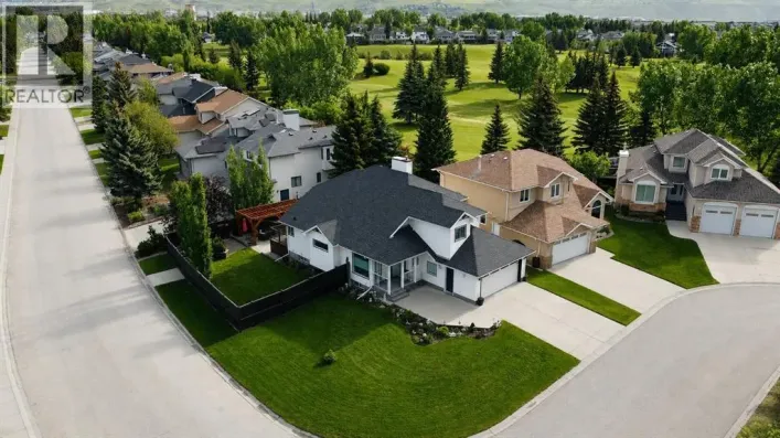201 Riverview Green, Cochrane