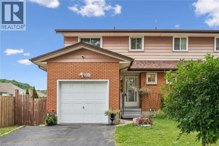 201 VERONICA Drive, Kitchener