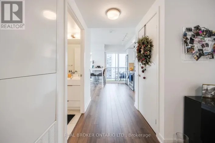 2010 - 30 SAMUEL WOOD WAY, Toronto