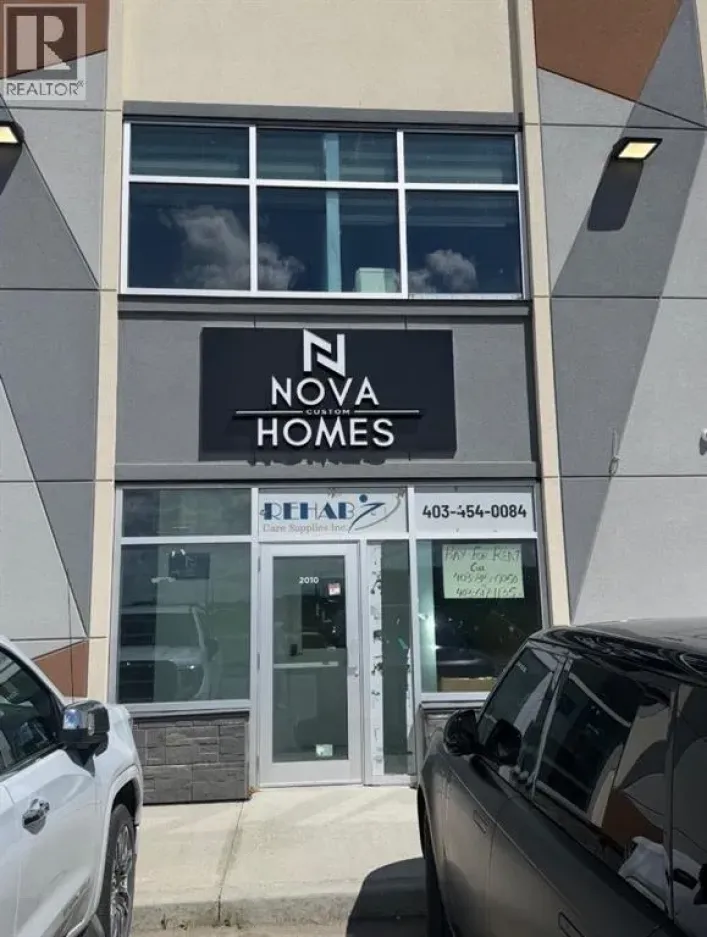 2010, 4231 104 Avenue NE, Calgary