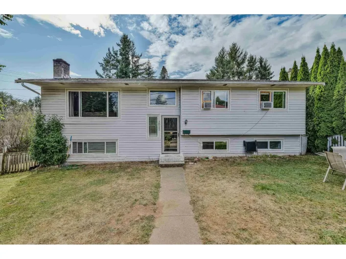 2011 MCMILLAN ROAD, Abbotsford