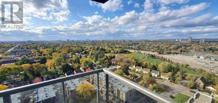 2012 - 15 GREENVIEW AVENUE, Toronto