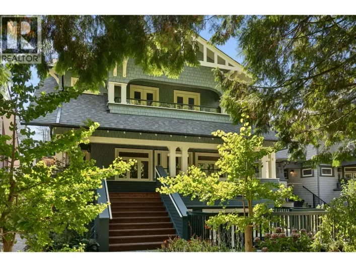 2012 W 15TH AVENUE, Vancouver