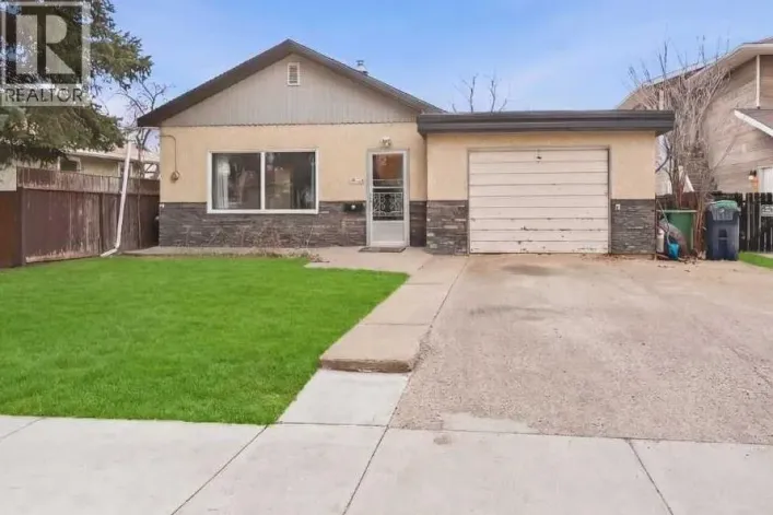 2014 13 Street N, Lethbridge