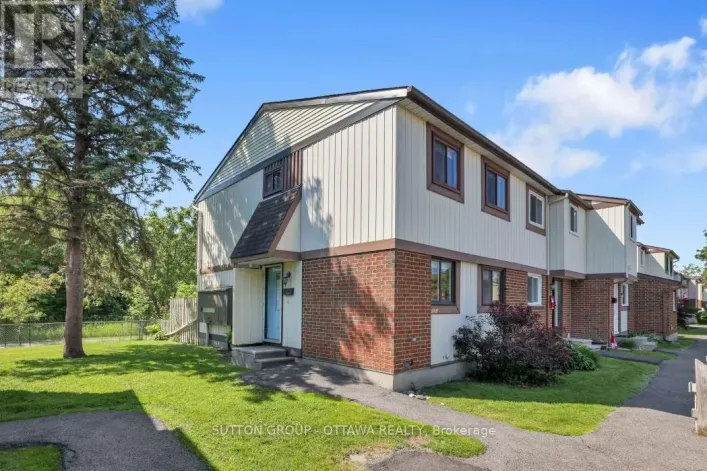 2014 FALKIRK CRESCENT, Ottawa