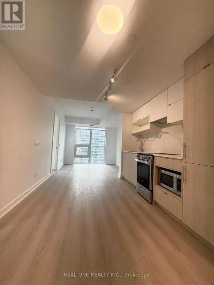 2015 - 100 QUEEN STREET E, Toronto