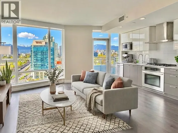 2015 1618 QUEBEC STREET, Vancouver