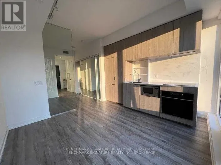 2015 - 77 SHUTER STREET, Toronto