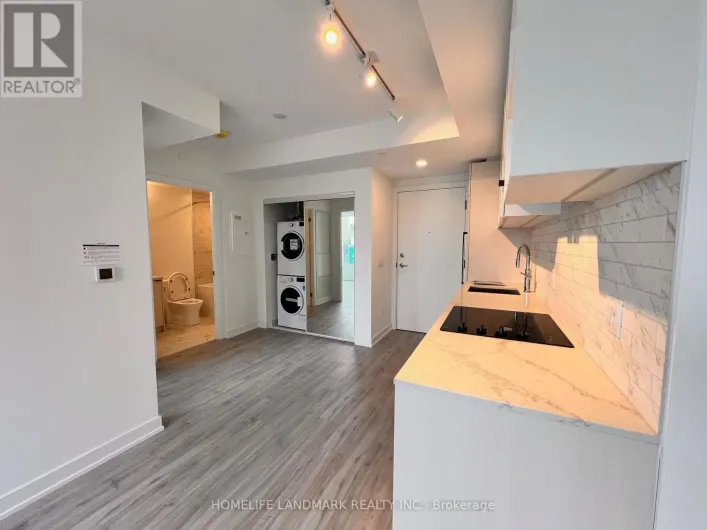 2016 - 252 CHURCH STREET, Toronto