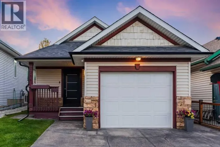 2016 Country Hills Circle NW, Calgary