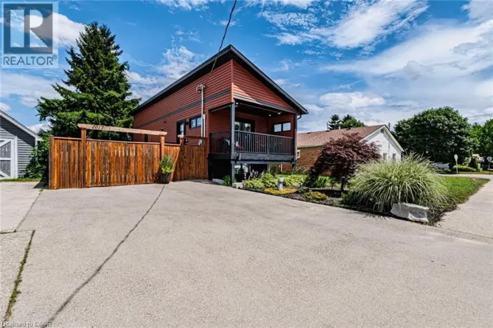 2017 ERIE Street, Port Dover