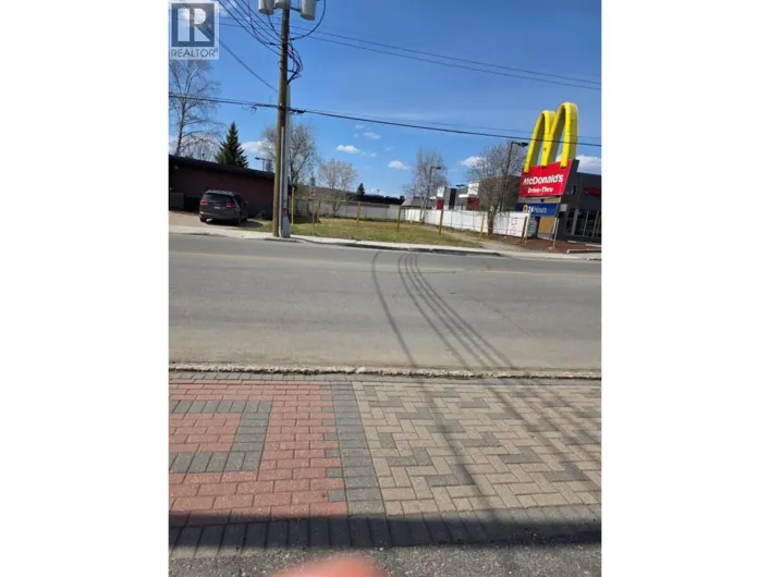 2017 VICTORIA STREET, Prince George