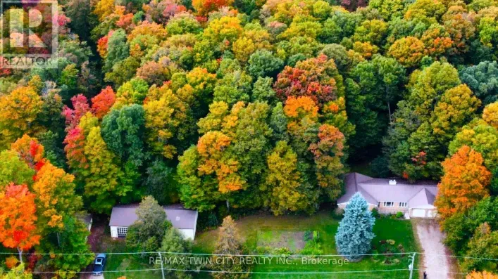 2018 GREENWOOD HILL ROAD, Wellesley