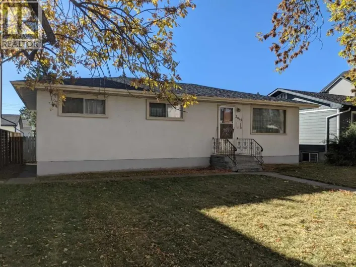 2019 52 Avenue SW, Calgary