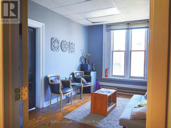 201B - 103B OLD KINGSTON ROAD, Ajax