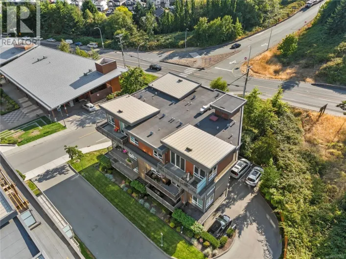 202 100 Presley Pl, View Royal