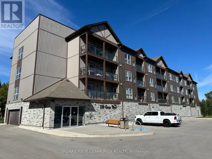 202 - 110 GREW BOULEVARD W, Georgina