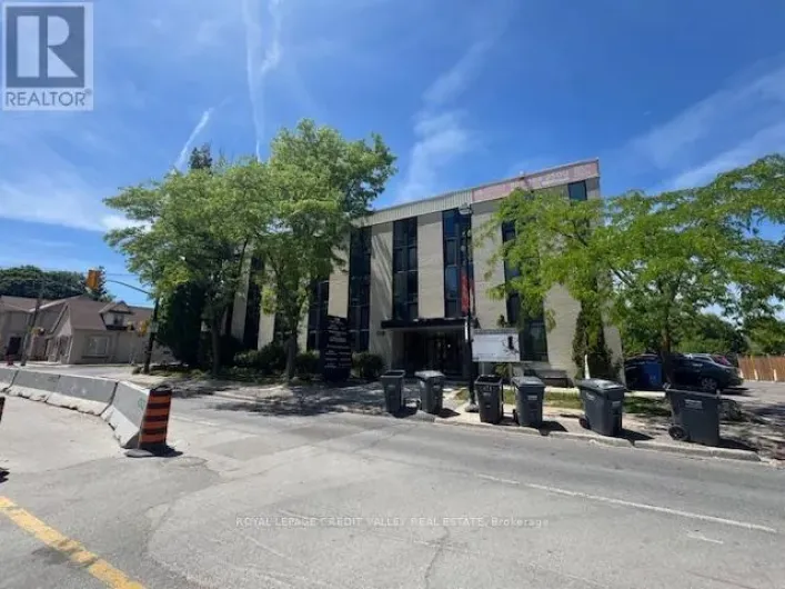 202 - 118 QUEEN STREET W, Brampton