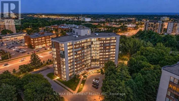 202 - 1230 MARLBOROUGH COURT, Oakville