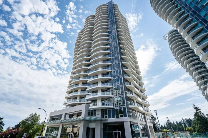 202 1475 FOSTER STREET, Surrey