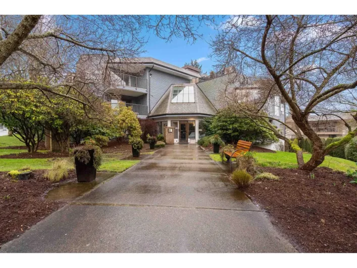 202 14950 THRIFT AVENUE, White Rock