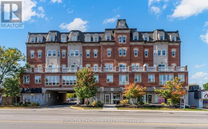 202 - 15450 YONGE STREET, Aurora