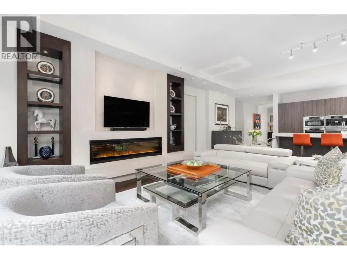 202 181 ATHLETES WAY, Vancouver