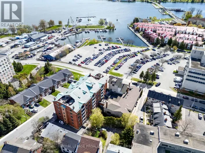 Apartment for sale: 202 - 2 BAY STREET, Kingston