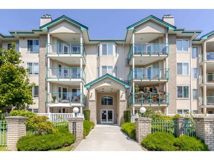202 20433 53 AVENUE, Langley