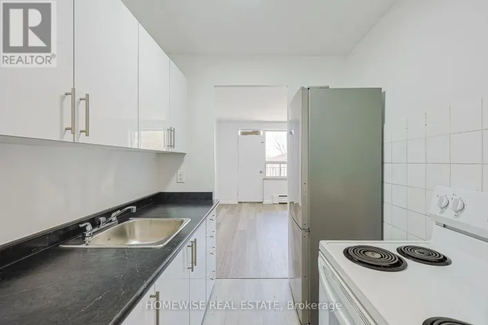 202 - 2204 DUFFERIN STREET, Toronto