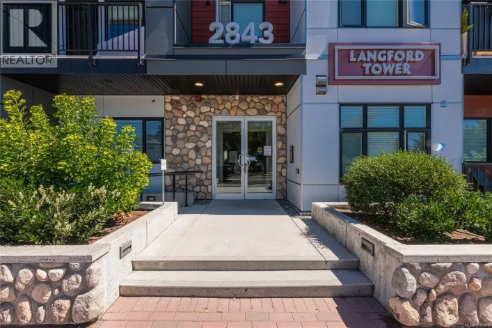 202 2843 Jacklin Rd, Langford