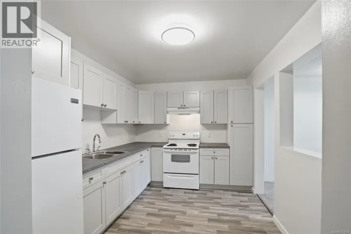 202 3108 Barons Rd, Nanaimo