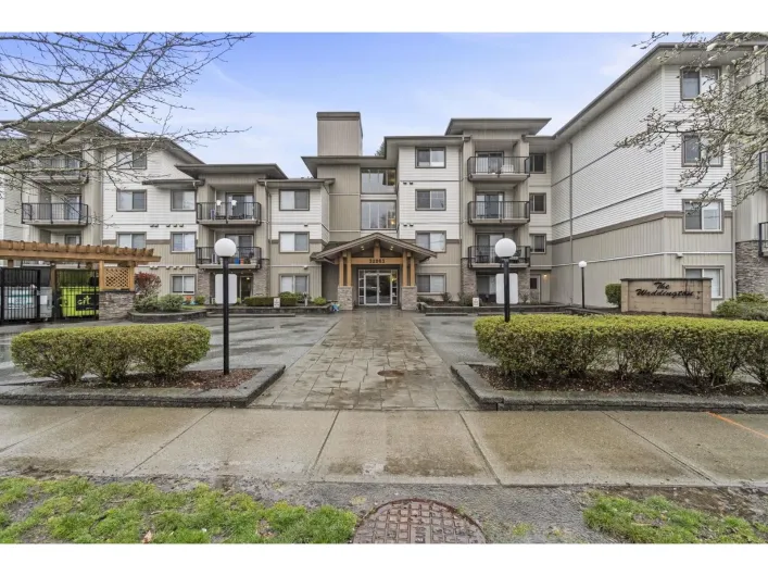 202 32063 MT WADDINGTON AVENUE, Abbotsford