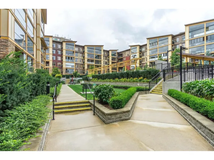 202 32445 SIMON AVENUE, Abbotsford