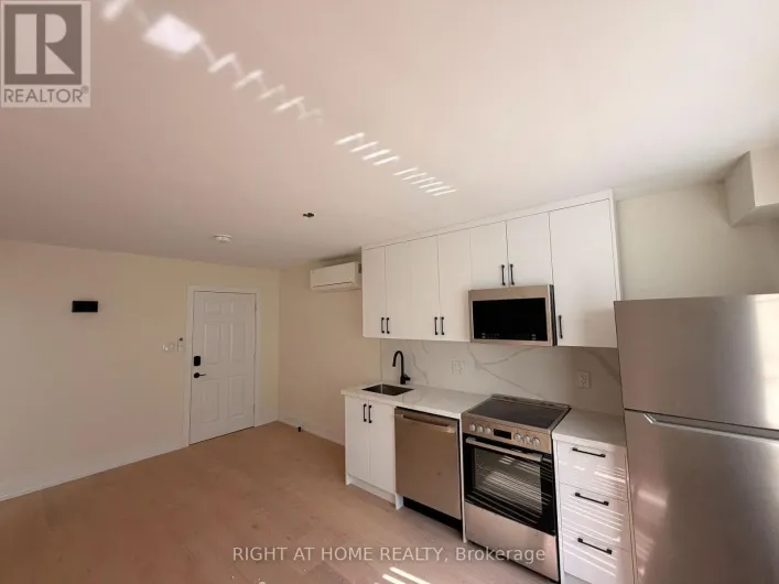 202 - 3384 LAKE SHORE BOULEVARD W, Toronto