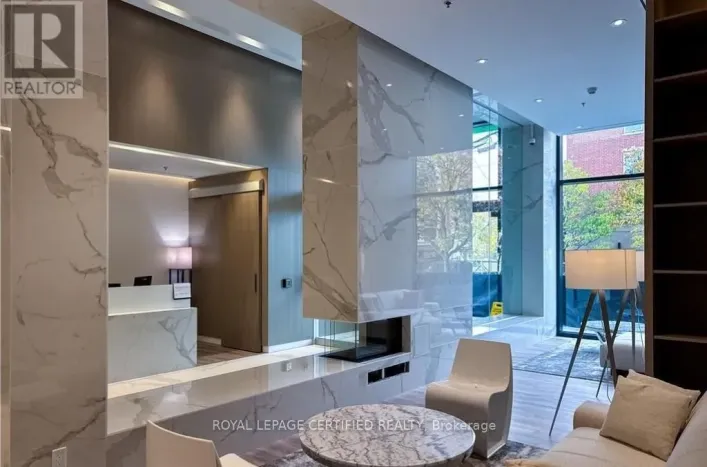 202 - 370 MARTHA STREET E, Burlington