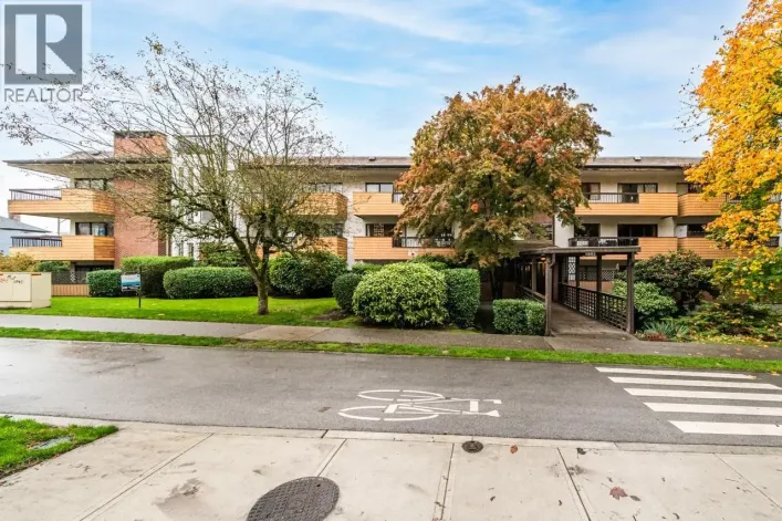 202 410 AGNES STREET, New Westminster