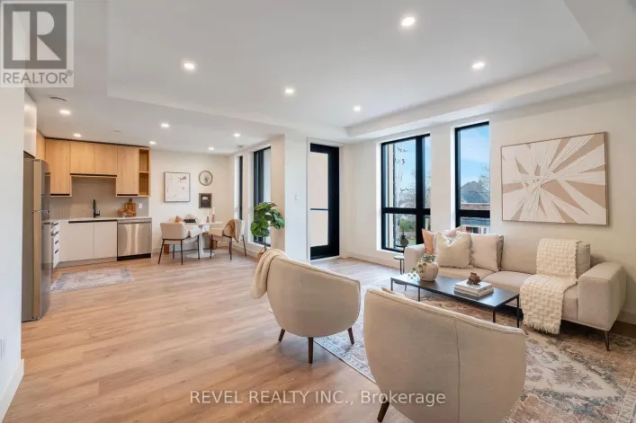 202 - 4390 HILLVIEW DRIVE, Lincoln