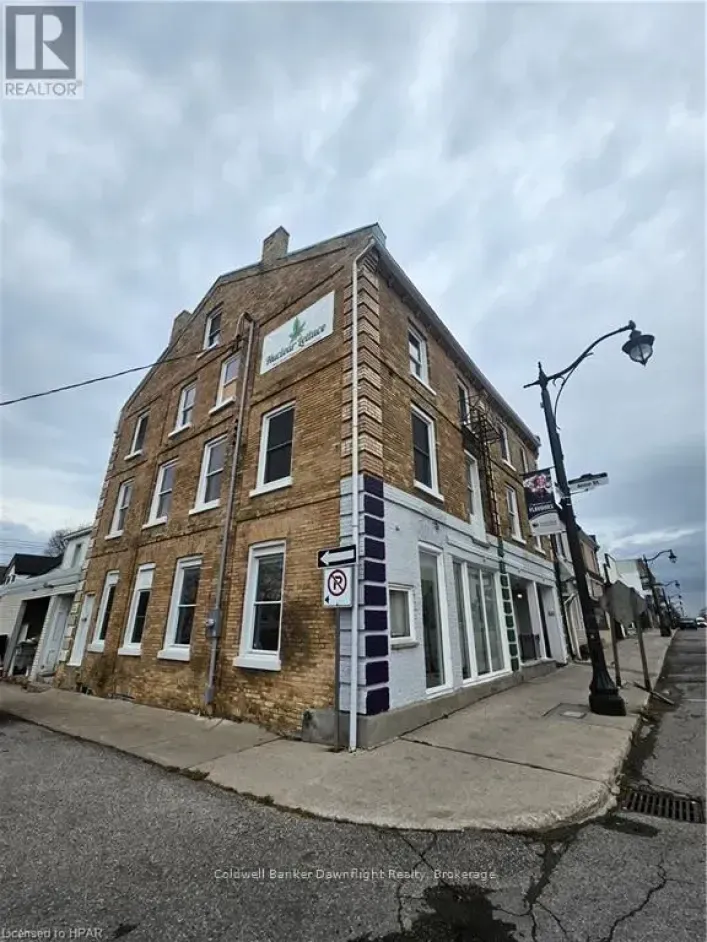 202 - 441 MAIN STREET, South Huron