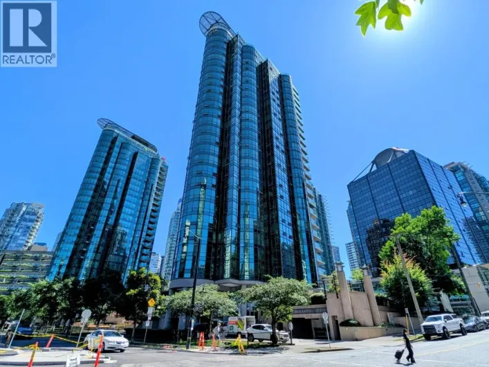 202 588 BROUGHTON STREET, Vancouver