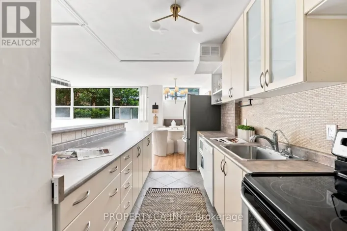 202 - 60 MONTCLAIR AVENUE, Toronto