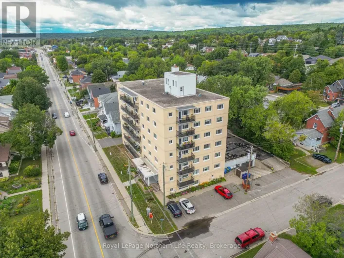 202 - 810 MAIN STREET W, North Bay