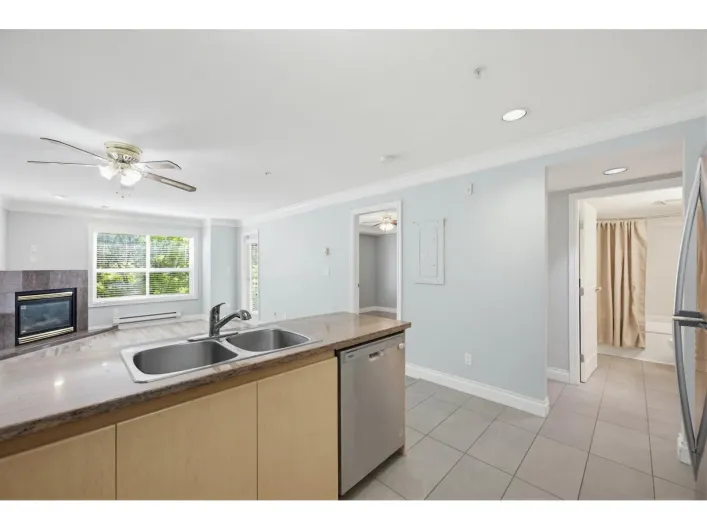 202 8115 121A STREET, Surrey