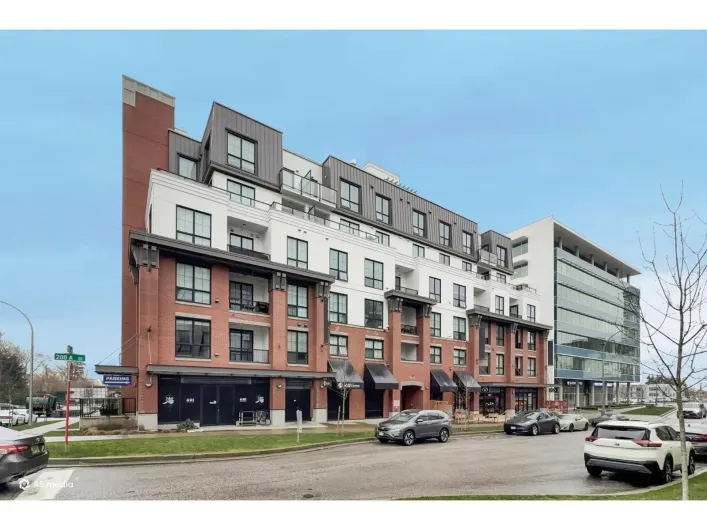 202 8353 200A STREET, Langley