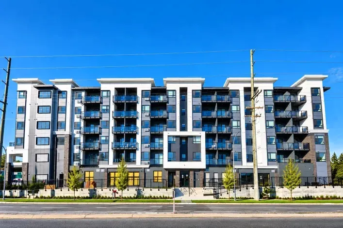 202 8423 CEDAR STREET, Mission