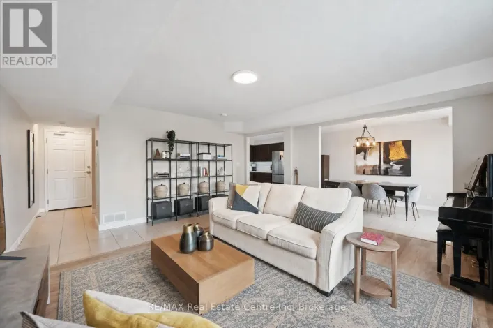 202 - 904 PAISLEY ROAD, Guelph
