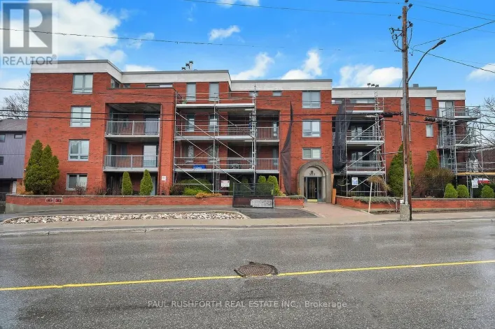 202 - 939 NORTH RIVER ROAD, Ottawa