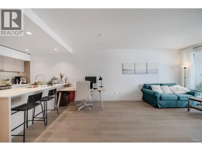 202 9580 TOWER ROAD, Burnaby