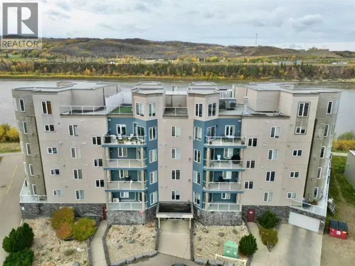 202, 9810 94 Street, Peace River