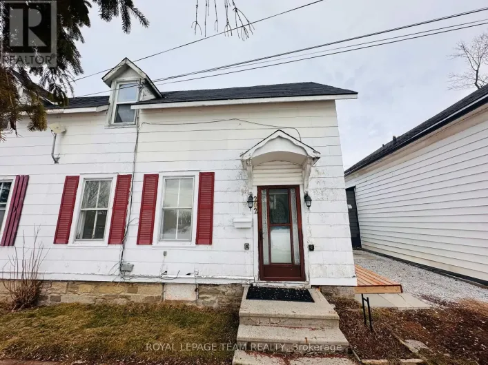 202 BELL STREET, Arnprior